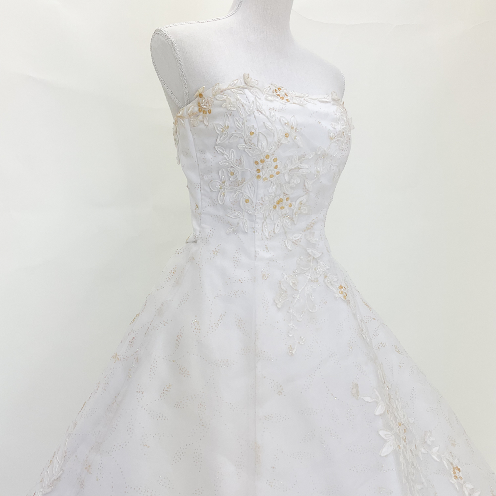  used wedding dress photo .| two next .| stage costume .! A line white 9~11 number degree W-132