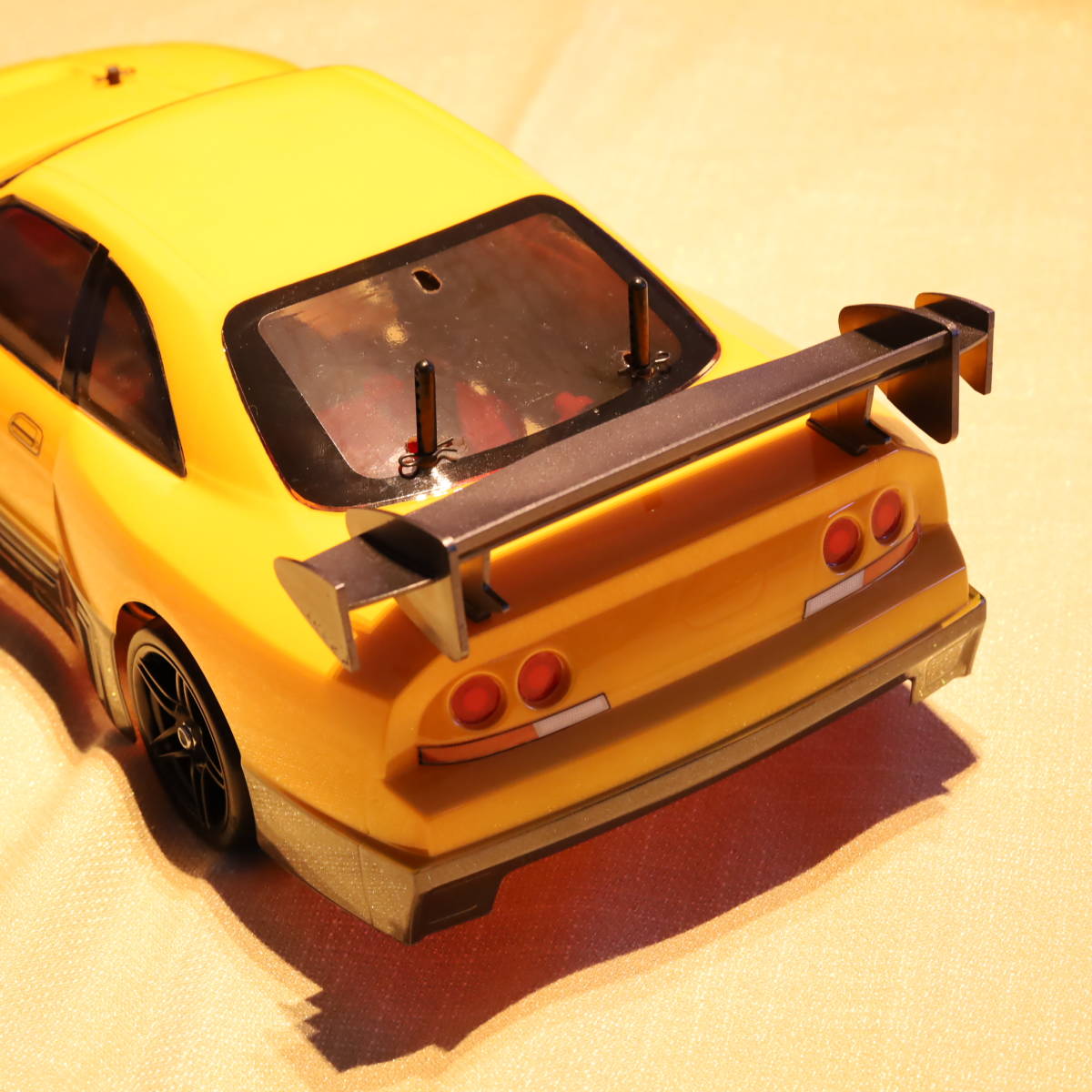 タミヤ GT-R33 TA-02 リアワイド仕様 ボディ未走行品 FRP タミヤ GT-R33 TA-02 リアワイド仕様 ボディ未走行品 FRP