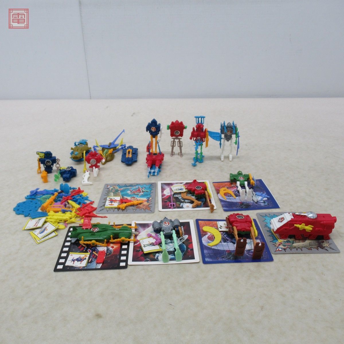 ヤフオク! - ロッテ スーパージョイントロボ コスモビートル/デビゾリン...