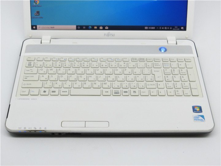 カメラ内蔵/15.6型/HDMI/無線WIFI/テンキー/ノートPC/Win10/SSD100G/4GB/Pentium B960/FMV　AH42/G office搭載　新品無線マウス_画像2