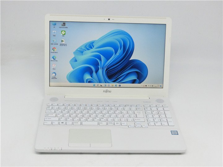 最新Win11Pro/カメラ内蔵/中古/15.6型/薄型ノートPC/新品SSD512GB/8GB/Corei7 7700HQ/FMV AH42/B3 新品無線マウス MS office2021搭載