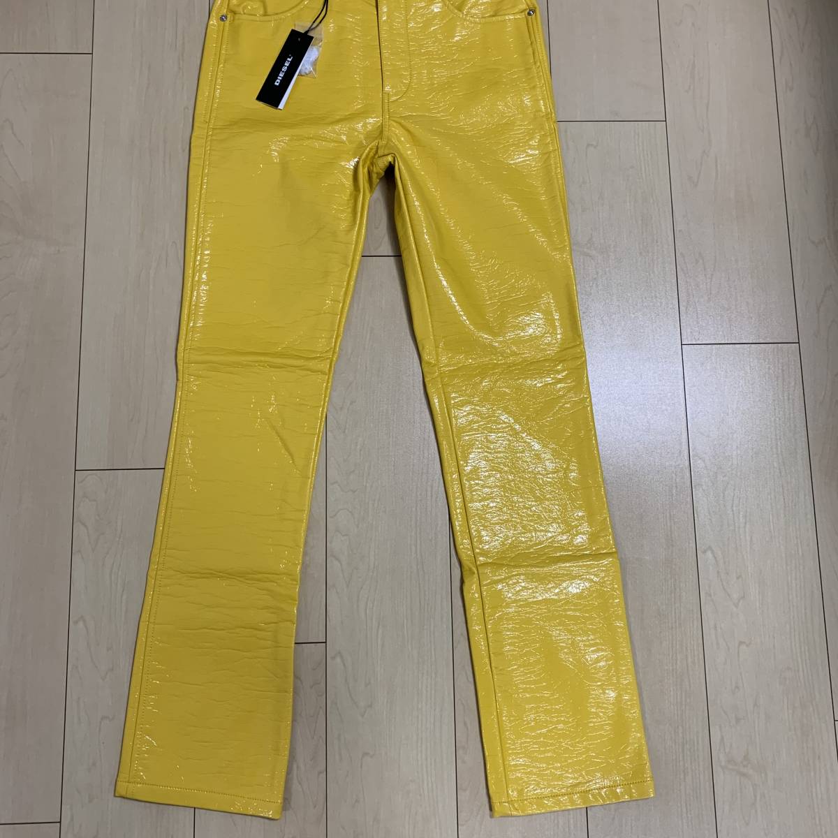 ヤフオク! - 《新品 未使用/タグ付き/定価33,000円》DIESEL...