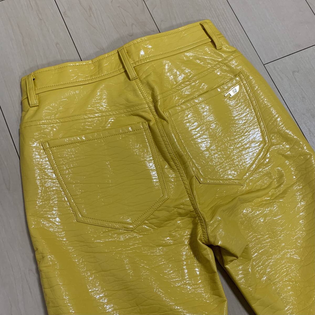 ヤフオク! - 《新品 未使用/タグ付き/定価33,000円》DIESEL...