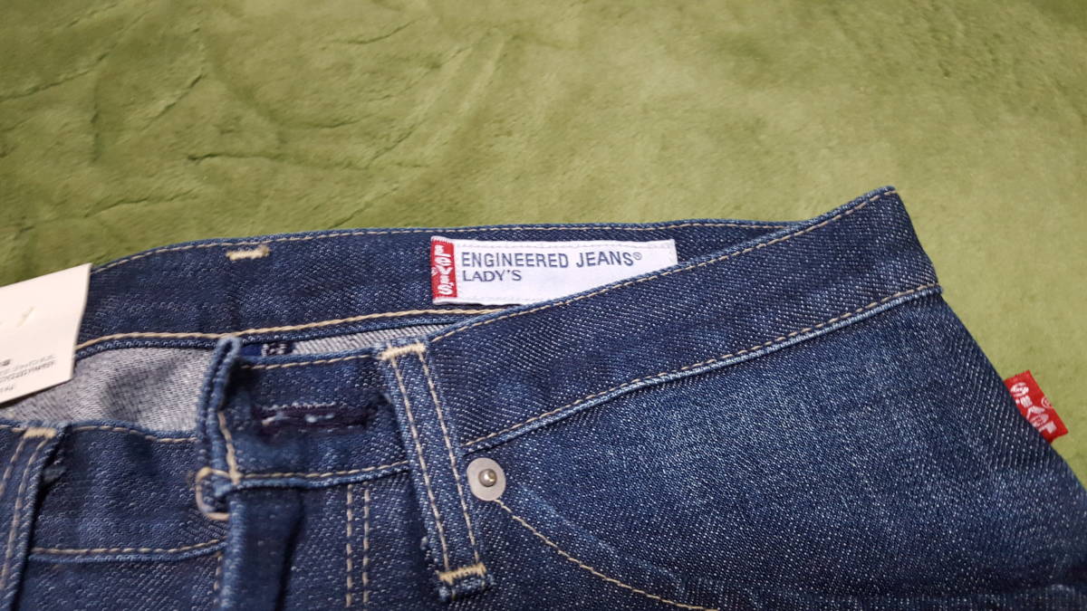 ●800円スタート●リーバイス●Ｌevi's●日本製●ENGINEERED　JEANS　LADIES●Ｗ2８・Ｌ２４●ブルー系●_画像3