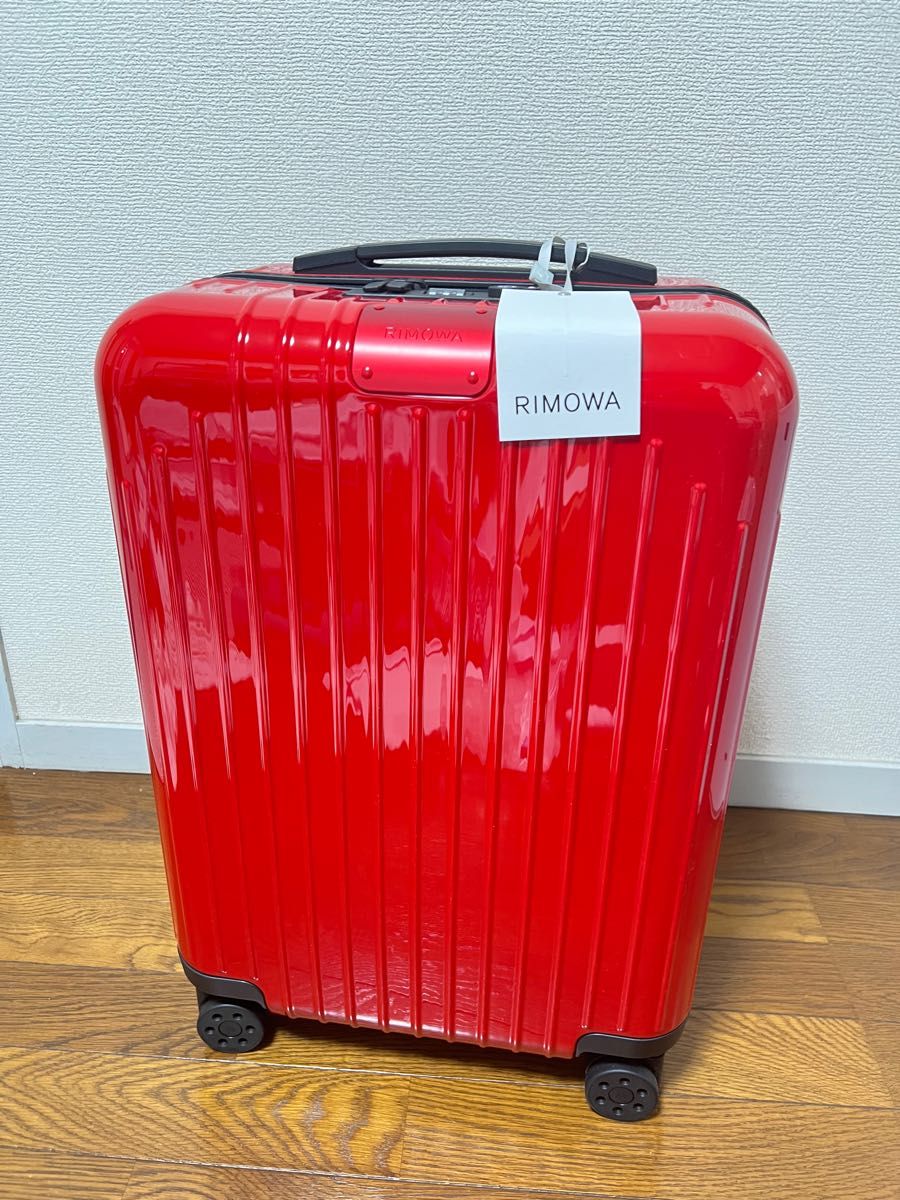 新品未使用】RIMOWA スーツケース エッセンシャルライトキャビン 旅行
