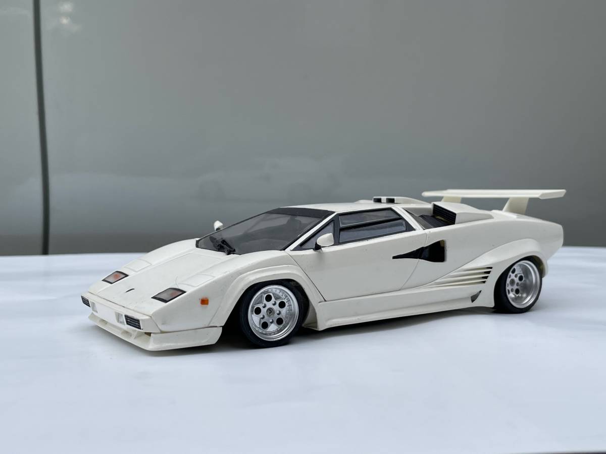 Yahoo!オークション - 1/24 フジミ カウンタックスペシャル完成品 Yahoo!オークション - 1/24 フジミ カウンタックスペシャル完成品
