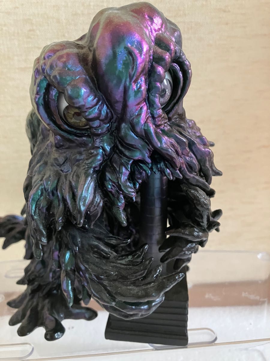 ヘドラのフィギュアです。
