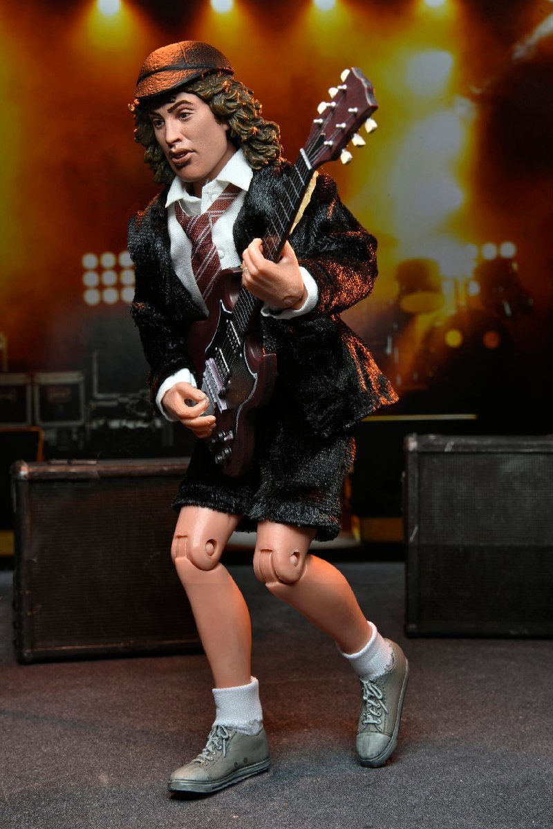 ★AC/DC アンガス ヤング フィギュア AC/DC Angus Young Clothed Figure BY NECA 正規品 acdc TOY 人形 ドール_画像5