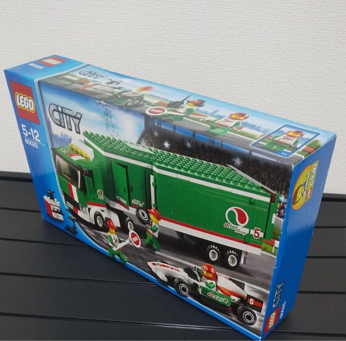 廃盤品　新品未開封  LEGO  レゴシティ 60025 グランプリトラック