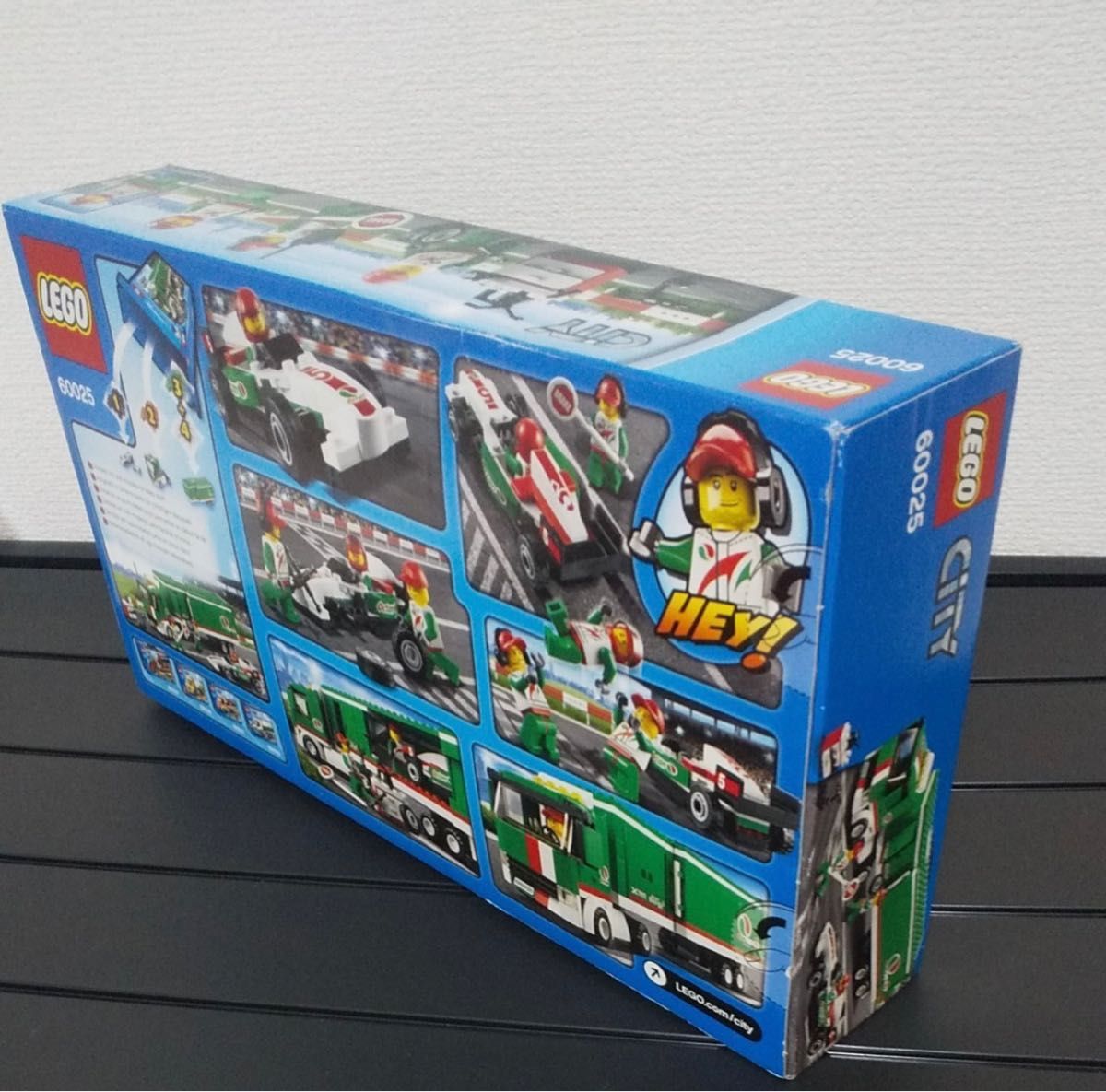 廃盤品　新品未開封  LEGO  レゴシティ 60025 グランプリトラック