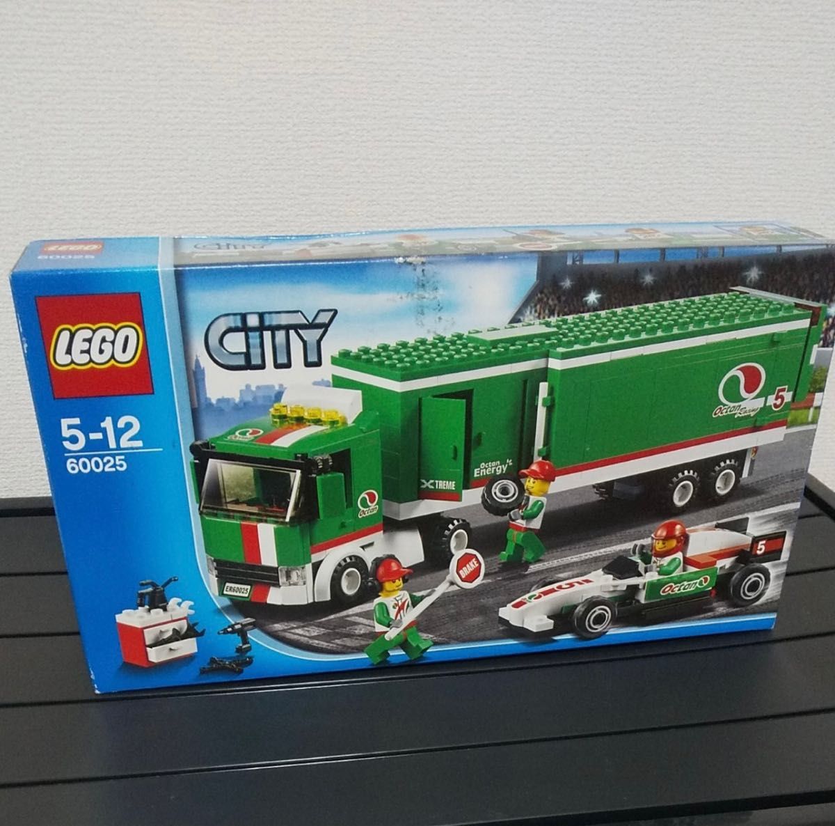 廃盤品　新品未開封  LEGO  レゴシティ 60025 グランプリトラック