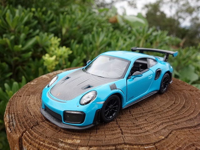 【送料350円】 ポルシェ911 GT2 RS ターコーイズ 1/36 ミニカー ＰＯＲＳＣＨＥ_送料は最安値の３５０円です。