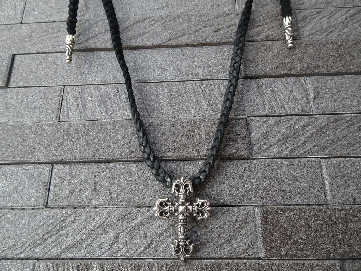 [ прекрасный товар!!] Chrome Hearts CHROME HEARTSfili Gree Cross кожа Blade прокрутить chip колье короткое колье подвеска 