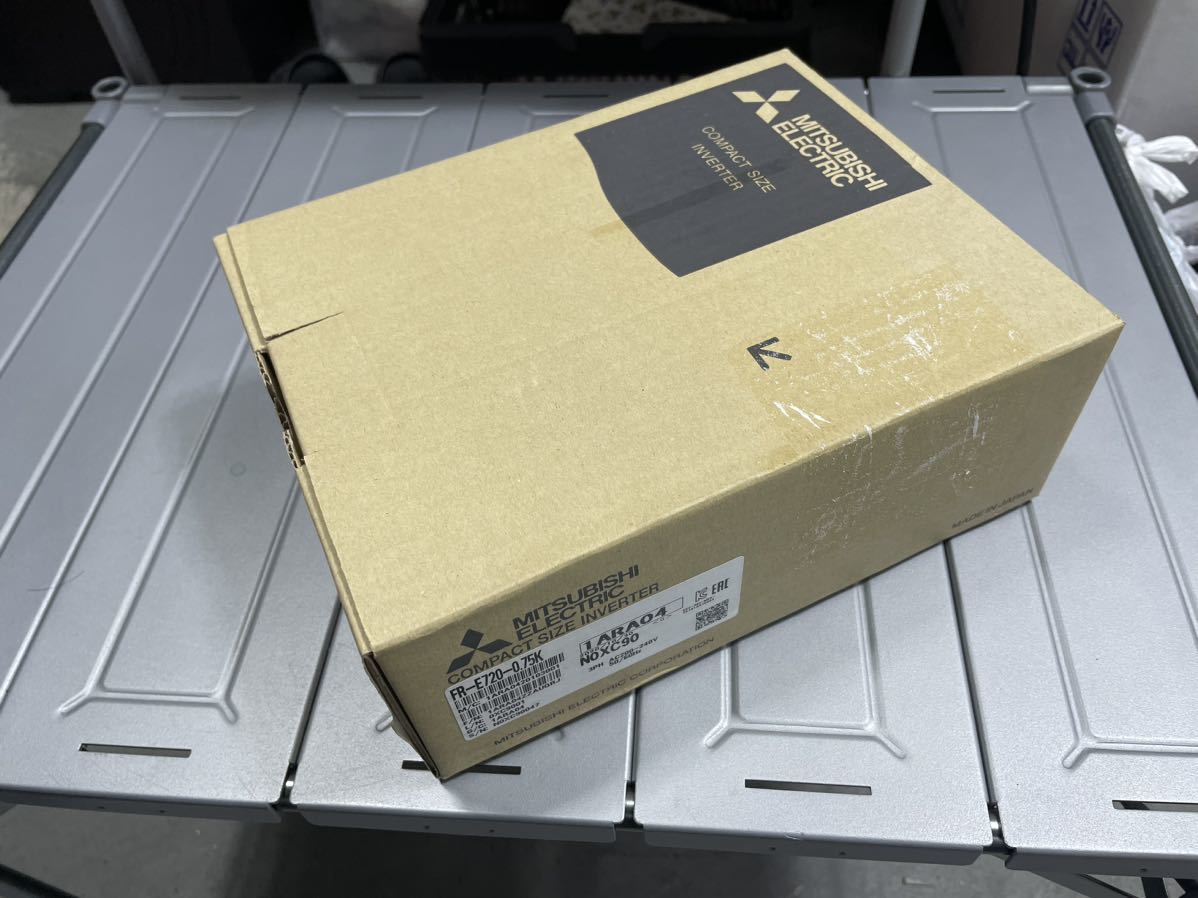 高品質の人気 三菱電機 インバータ 0.75KW AC200V FR-E720-0.75K