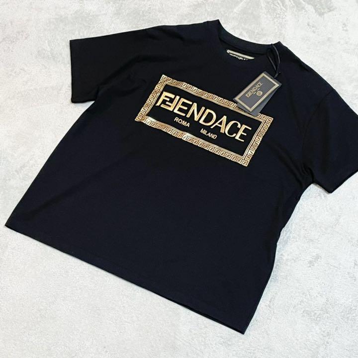 【新品未使用】 FENDACE コラボ　ロゴ柄　半袖Tシャツ　ブラック　XS_画像1