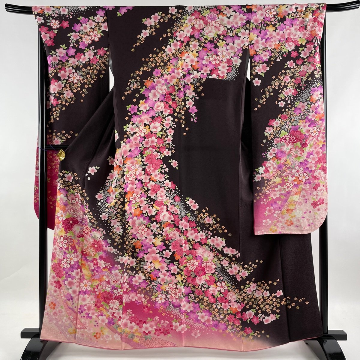 当社の 振袖 逸品 草花 鞠 金糸 金彩 茶紫 袷 身丈163cm 裄丈68.5cm L