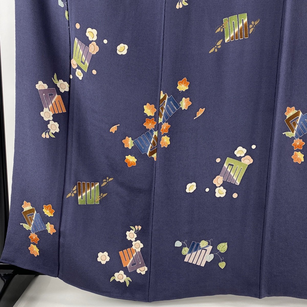 一部予約 逸品 未使用品 小紋 蘇州刺繍 裄丈66.5cm 生成り 淡い