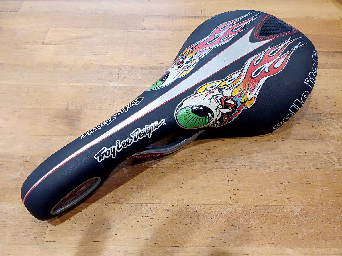 SELLE ITALIA セライタリア フライト　サドル トロイリーデザイン 限定モデル