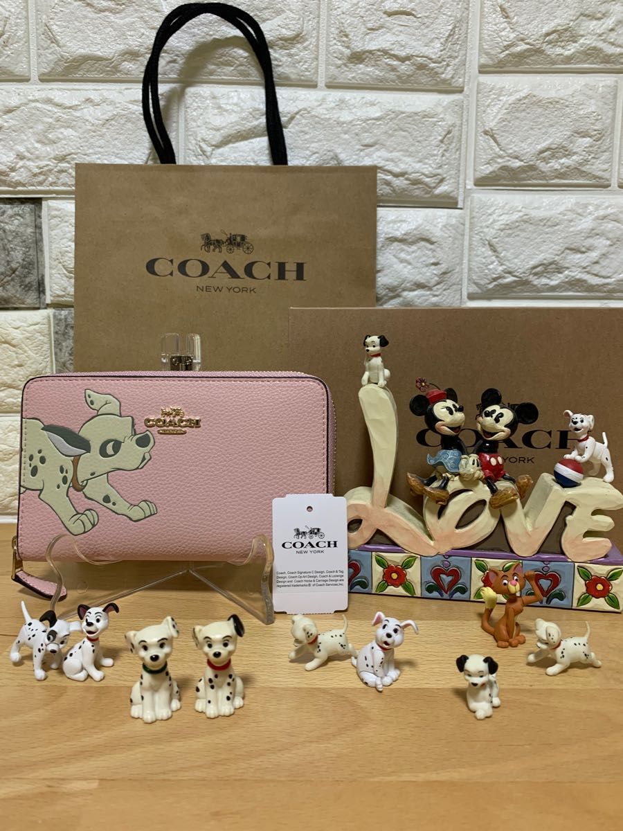 コーチ COACH×Disney コラボ ミディアム ジップ アラウンド 101匹わん