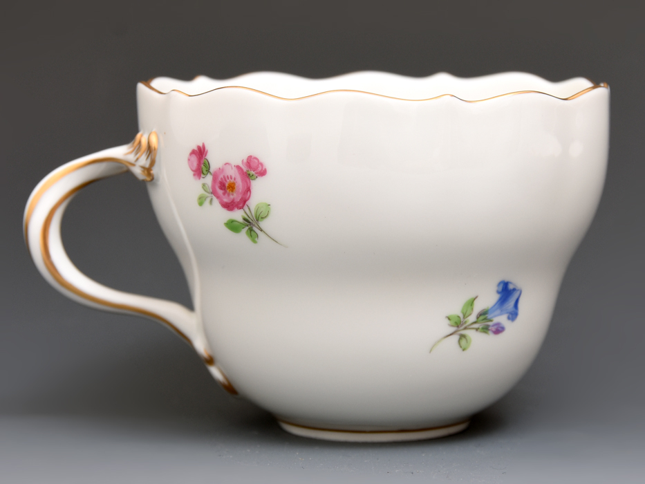 ☆特別価格 金彩 カップ&ソーサー 1客 マイセン 花シリーズ 三つ花