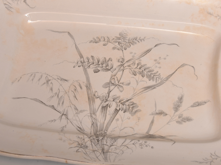 英国 アンティーク Boulton Machin and Tennant 植物文 横幅44.5㎝ オーバルプレート1890年頃 洋食器 時代物 西洋美術 　b7706s_画像3