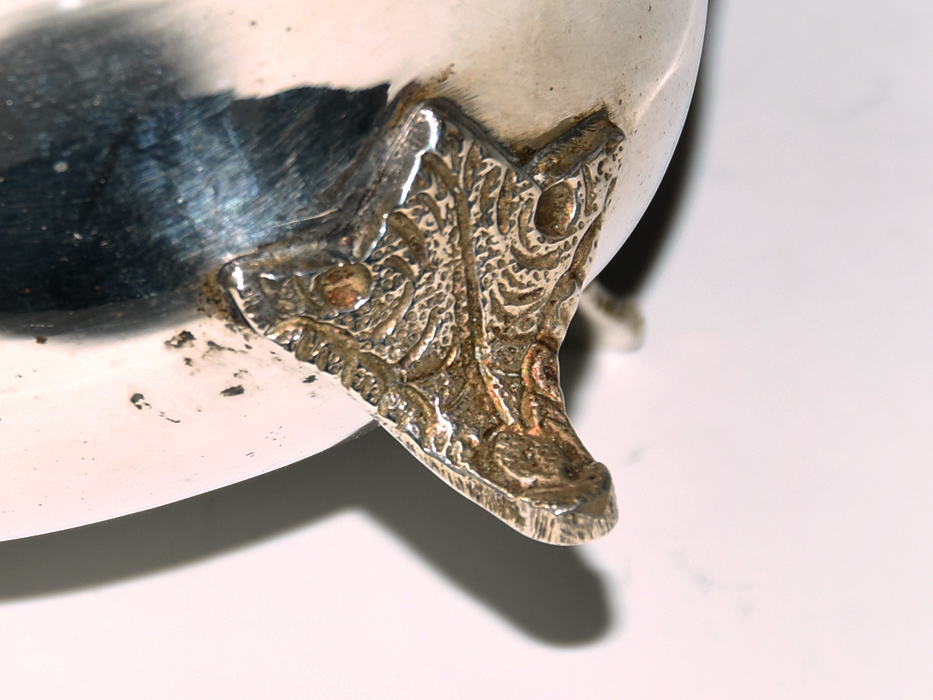 アンティーク 純銀 スターリングシルバー 脚付 花文 コンポート 重さ222g 刻印あり 金属工芸 西洋美術 現代工芸　　b8100o_画像6