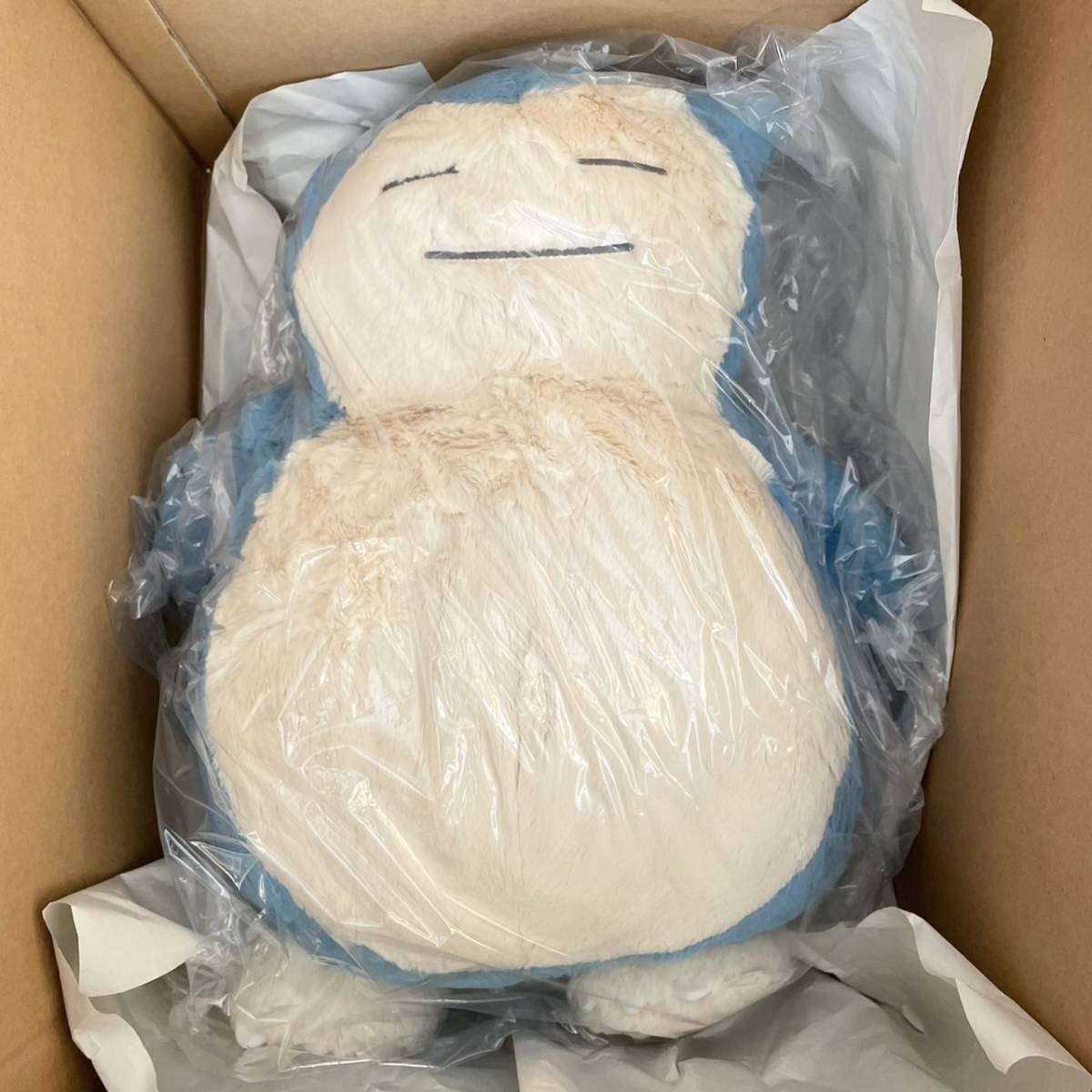 ポケモンセンターオリジナル ふわふわ抱きぬいぐるみ カビゴン ポケモンセンターオリジナル ふわふわ抱きぬいぐるみ カビゴン