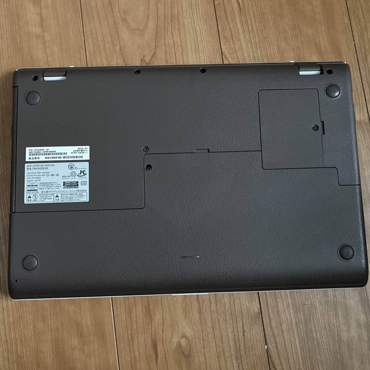 FUJITSU LIFEBOOK AH53/B3 core i7 8550U メモリ16GB SSD256GB