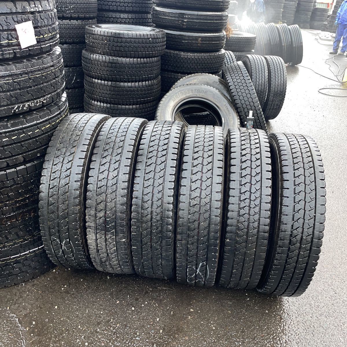 買取り実績 ブリヂストン825R16ー14P R225 6本セット savingssafari.com