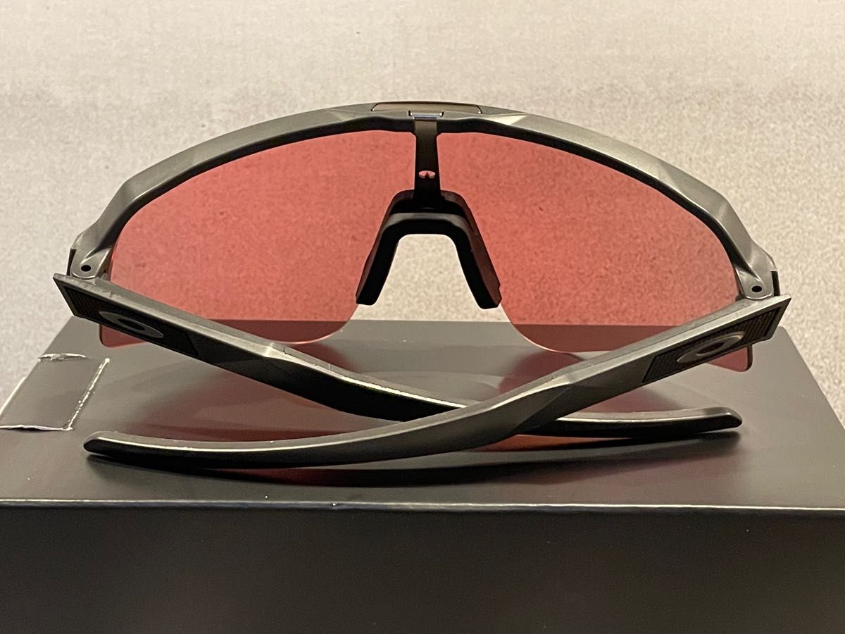 試着のみ新品同様 OAKLEY オークリー SUTRO LITE SWEEP マットカーボン 