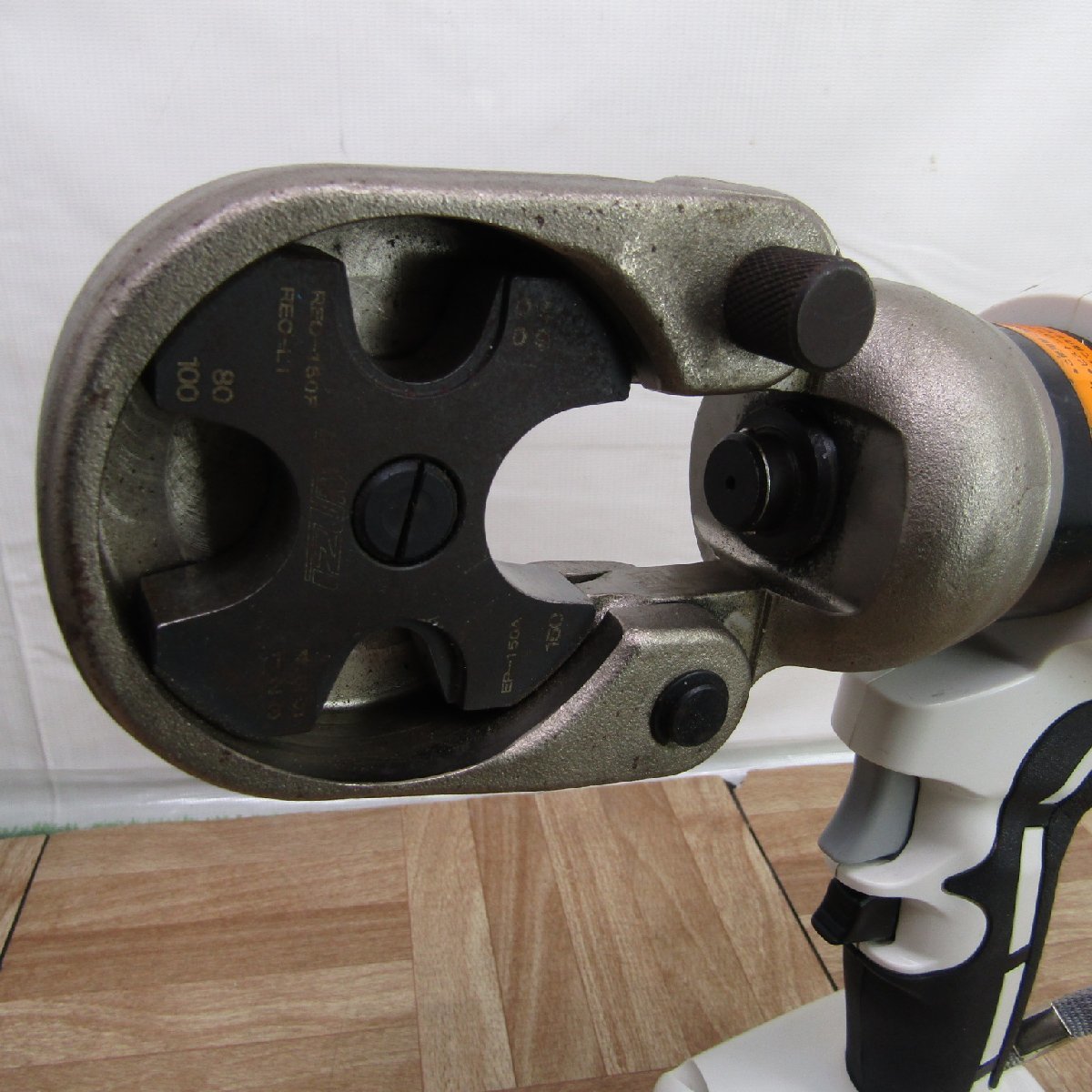 泉精器 電動油圧式圧着工具 REC-LI150