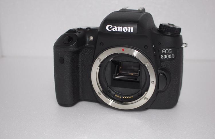 キャノンCanon EOS 8000D 標準＆望遠ダブルレンズセット117再-