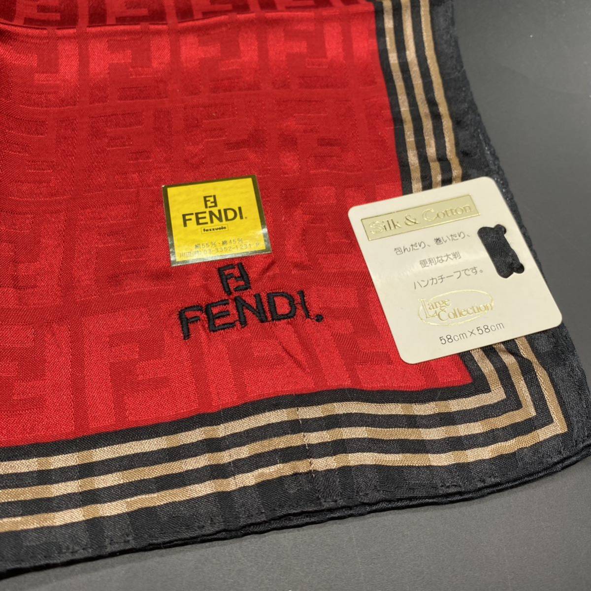 FENDI　フェンディ　大判ハンカチ　レッド　ズッカ　シルク　コットン　58×58_画像2