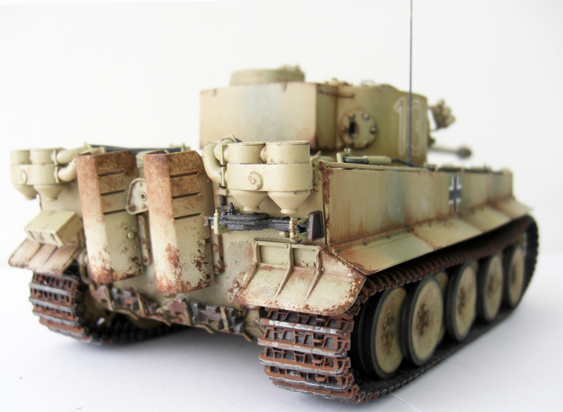 1/35 タイガーI 極初期型 アフリカ チュニジア 完成品 - プラモデル 1/35 タイガーI 極初期型 アフリカ チュニジア 完成品 - プラモデル
