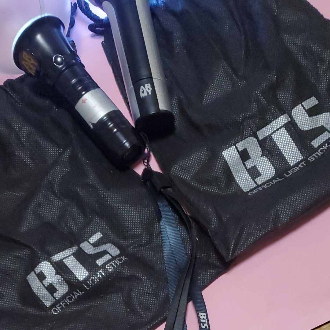 BTS アミボム 1と2のセット OFFICIAL LIGHT Stick ARMY BOMB BTS アミボム 1と2のセット OFFICIAL LIGHT Stick ARMY BOMB