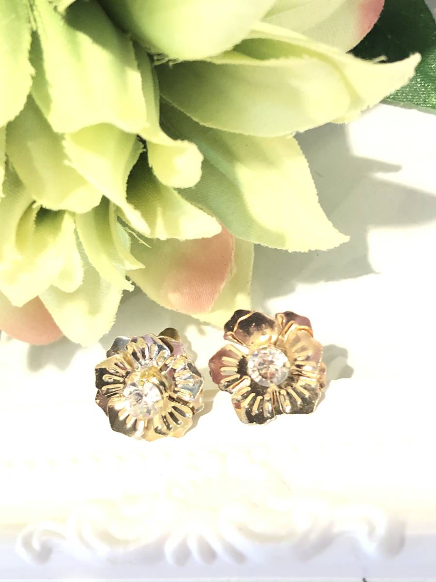  America buy goods unused glass rhinestone. ornament ... metal Gold flower. earrings 