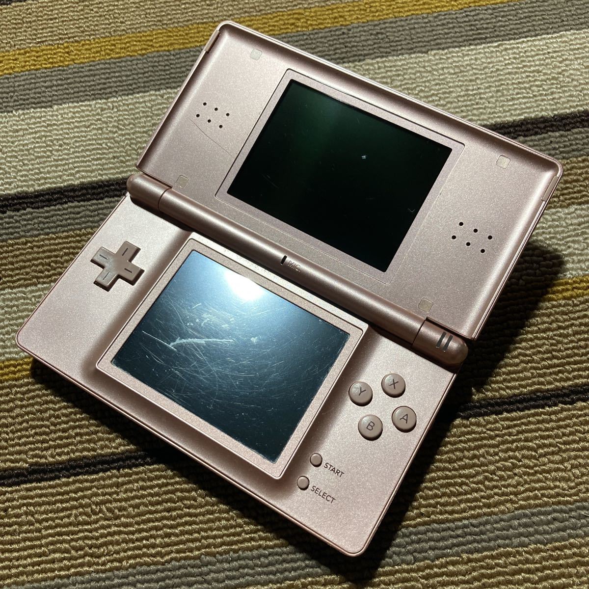 任天堂 ニンテンドー DS Lite メタリックロゼ 携帯用ゲーム本体 | d 