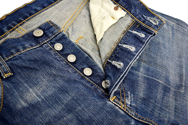 501-905★LEVI'S リーバイス 03501-01★芸能人多数着用 限定2004年1月製造 デニムストレートジーンズ　W30_画像2