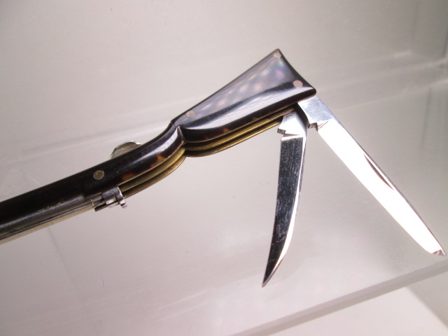 * antique *book@ tortoise shell knife folding skill. life ru gun case attaching miniature 