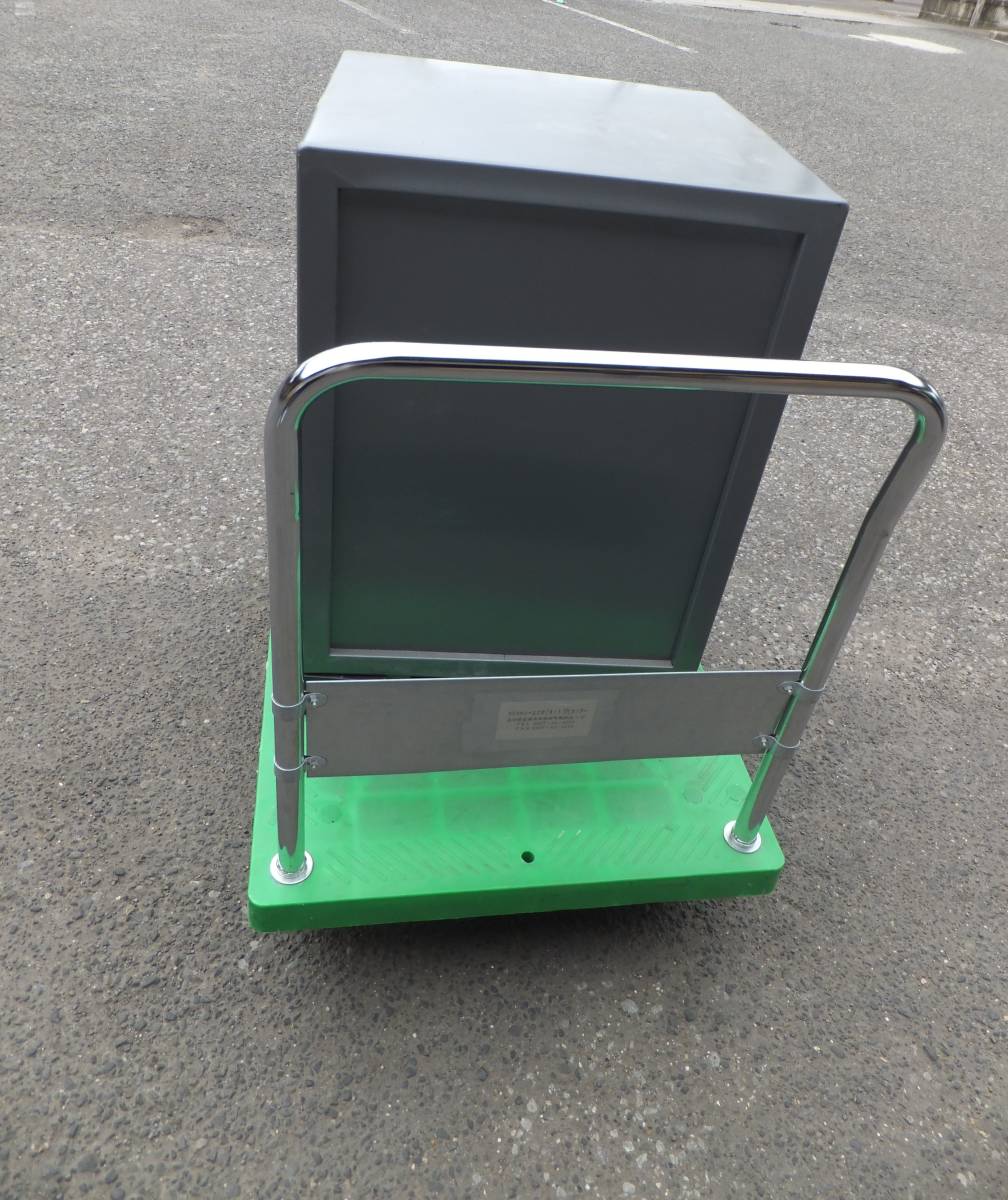 ☆引き取り限定☆三重県鈴鹿市☆ 中古 UCHIDA耐火金庫 防犯 業務 ☆引き取り限定☆三重県鈴鹿市☆ 中古 UCHIDA耐火金庫 防犯 業務