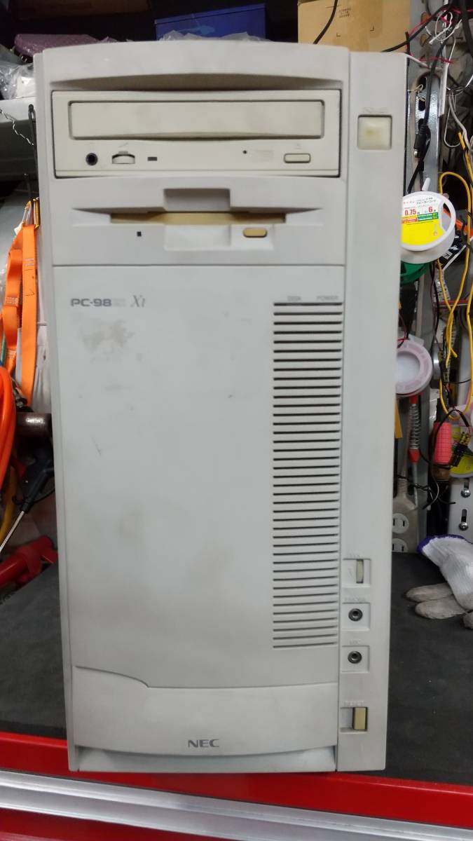 Yahoo!オークション - PC9821Xt 本体 Windows98で動いて Yahoo!オークション - PC9821Xt 本体 Windows98で動いて