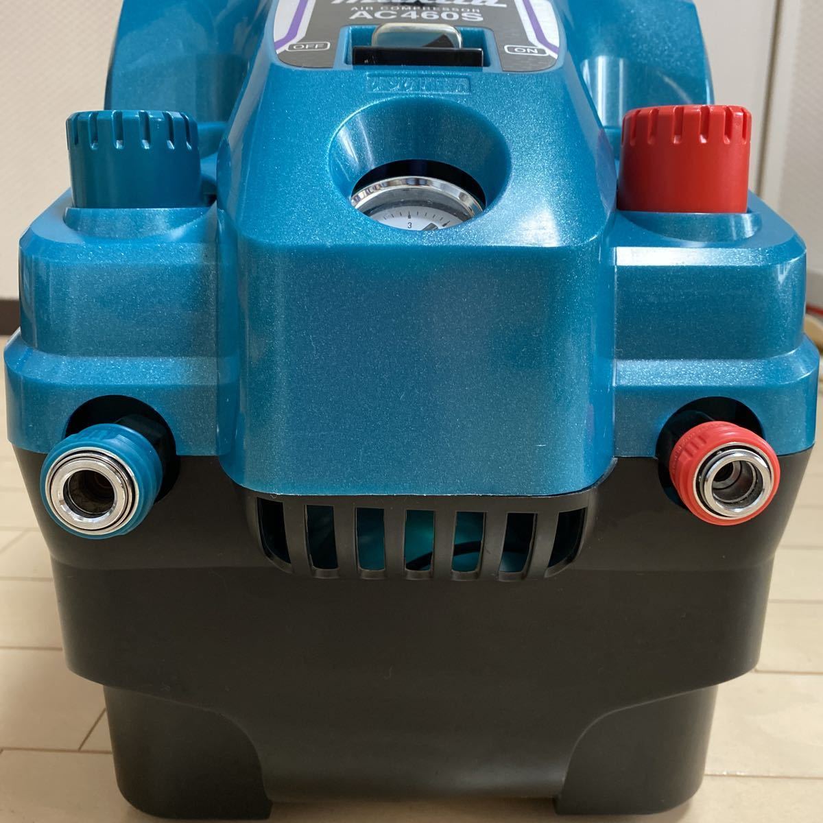 日本製!!★超美品★室内使用のみ!!マキタ makita 内装エアコンプレッサー AC460S_画像7