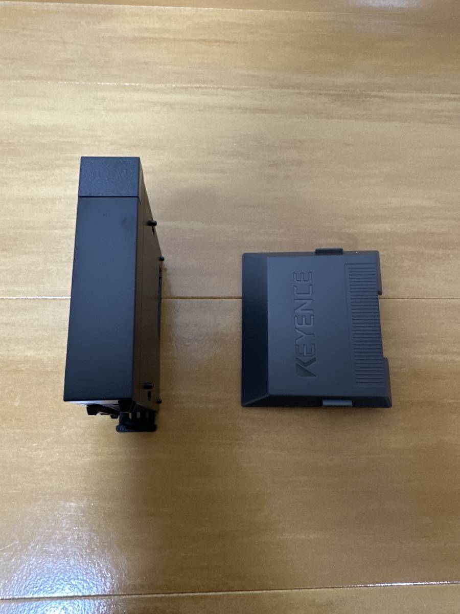KV-7000C KEYENCE PLC 接続 ユニット エンドプレート セット KV-7000C KEYENCE PLC 接続 ユニット エンドプレート セット