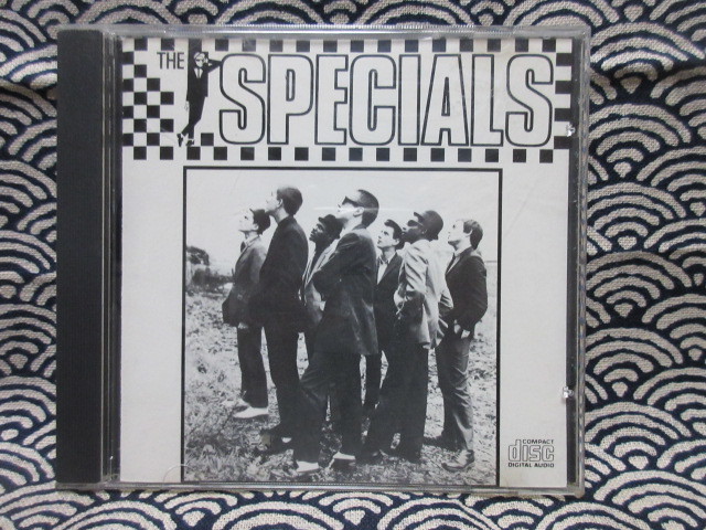 CD THE SPECIALS - THE SPECIALS　インポート盤_画像1