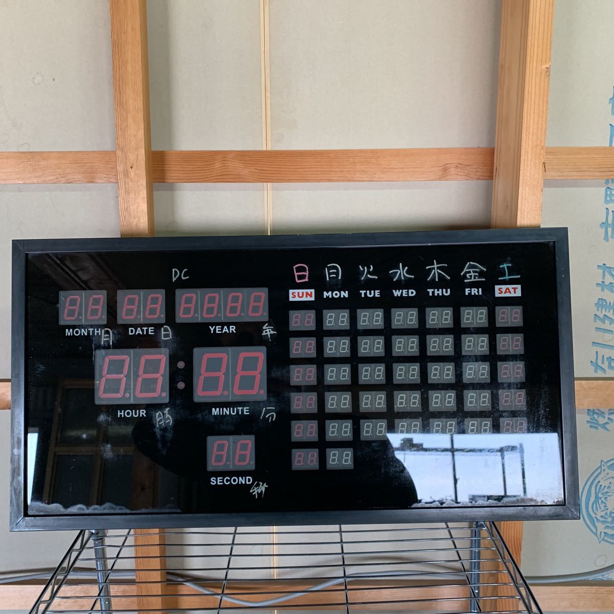 Yahoo!オークション - LED CLOCK LED壁掛け時計 デジタル Yahoo!オークション - LED CLOCK LED壁掛け時計 デジタル