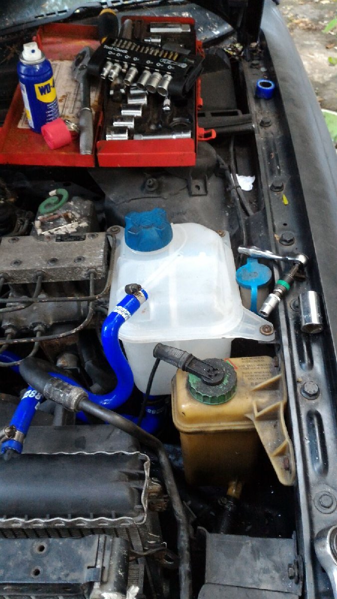 ラジエーターホース＆ヒーターホースキット シリコン材質 Audi アウディ RS2 S2 Avant 青 エンジン、過給器、冷却装置 | imb.by