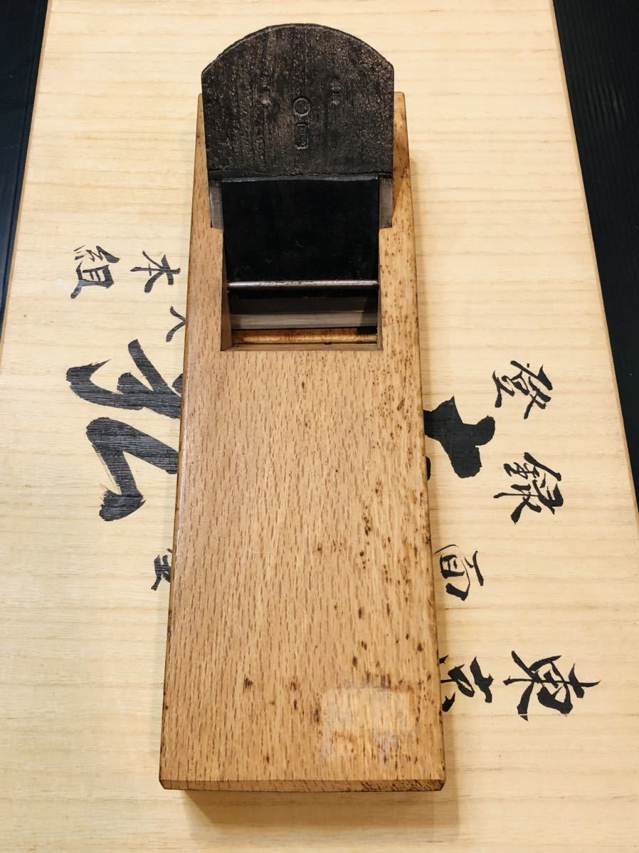 東京鉋 國貞 寸八 70㎜ 腐食仕上げ 鉋鑿鋸玄翁大工道具天然砥石(かんな
