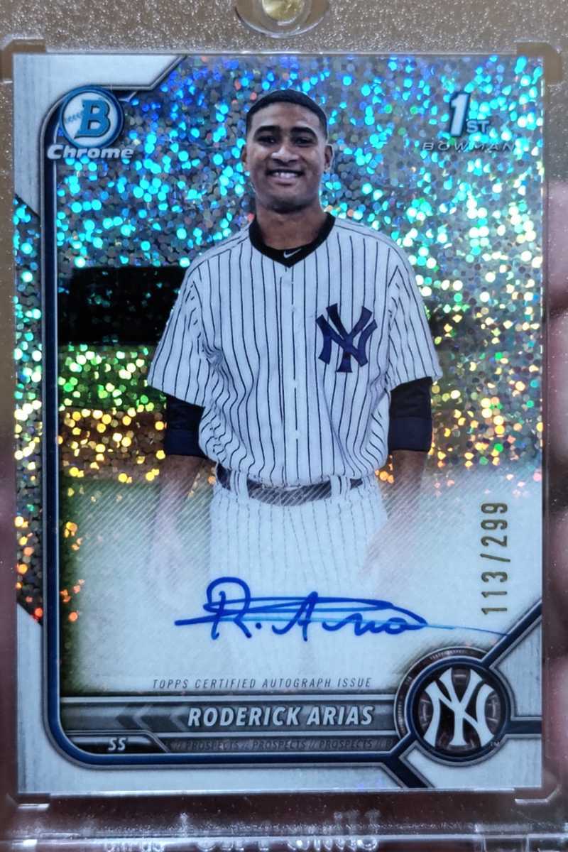RODERICK ARIAS / ロデリック・アリアス/2021-22年国際FA・No.1プロスペクト/topps 2022 Bowman Chrome 1st Refractor Auto #/299