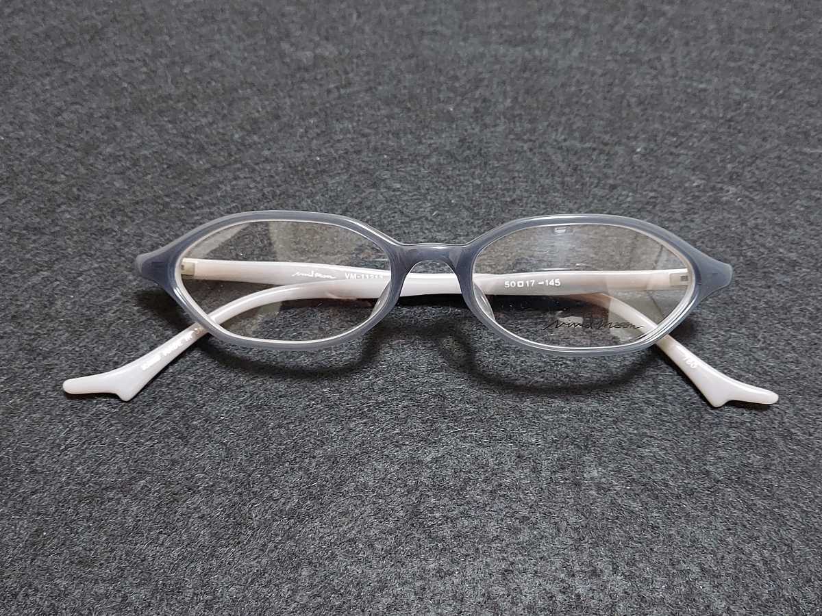 新品　vivid moon ビビッドムーン　日本製　メガネ　眼鏡　高級感　上品　セルフレーム　軽い　グレー_画像2