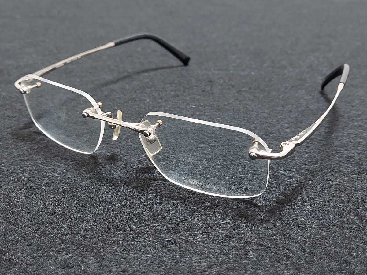 新品　CALVIN KLEIN　カルバンクライン　メガネ　眼鏡　高級感　上品　ツーポイント　チタン　シルバー
